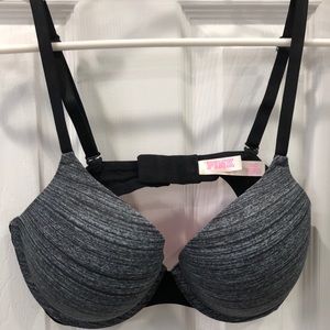 Victoria’s Secret Pink Wear Everywhere Push Up